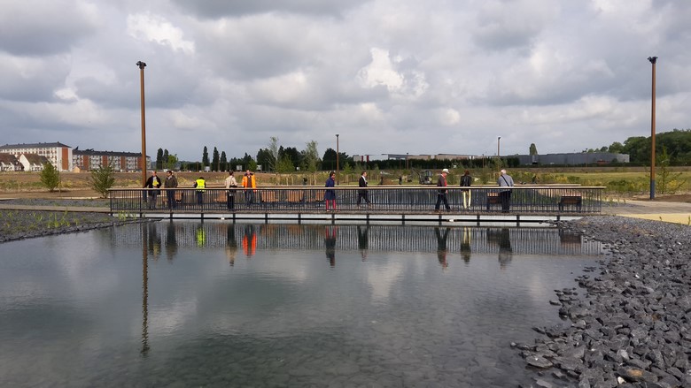 Passerelle mixte métal / bois