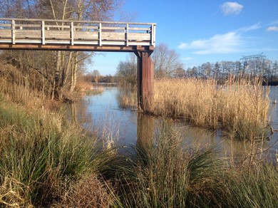 Passerelle mixte bois / métal